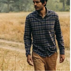 Taylor Stitch - The Jack Shirt in Brushed Grey Plaid NWOT